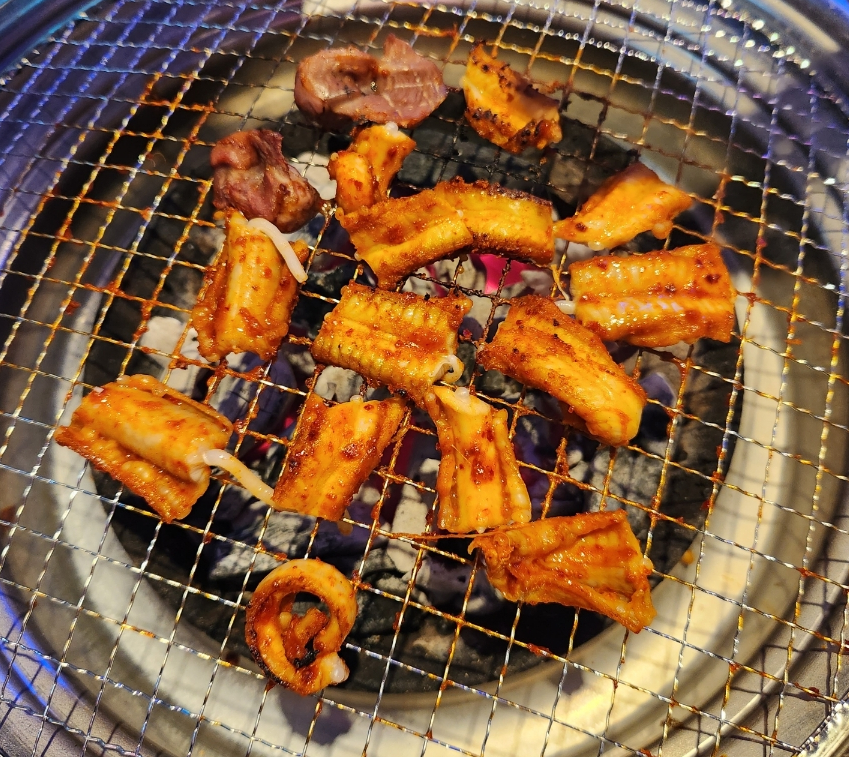 꼼지락숯불꼼장어 이미지