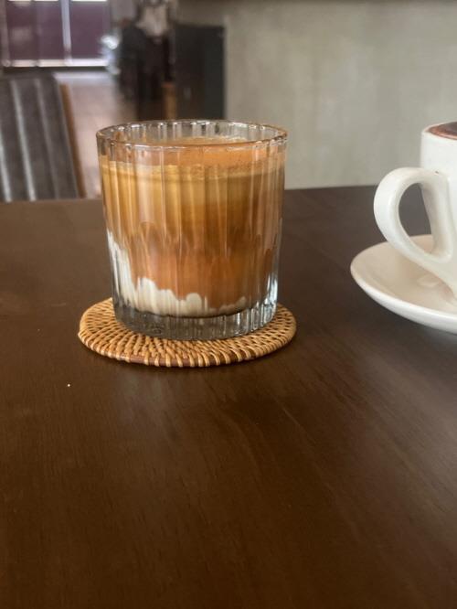 셀레브르 이미지