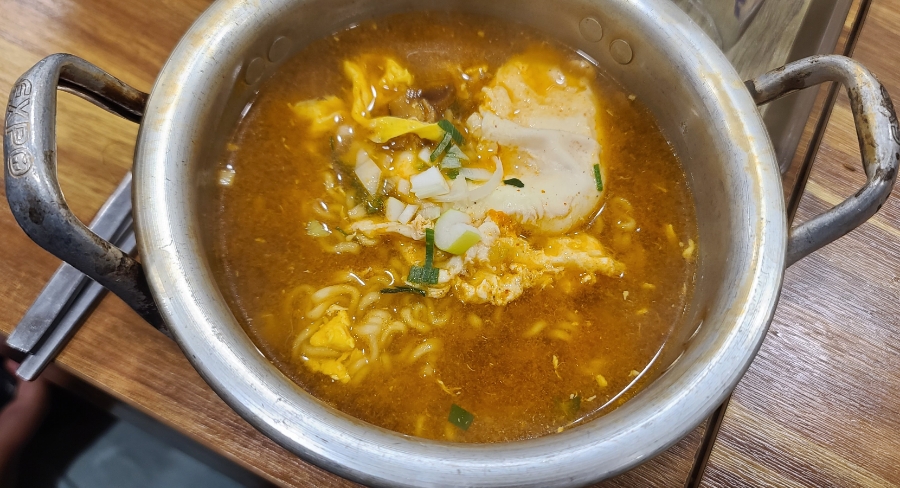 용식이삼겹 이미지