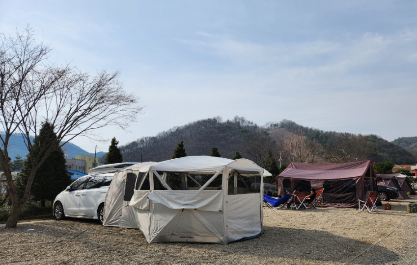 솔부엉이캠핑장 이미지