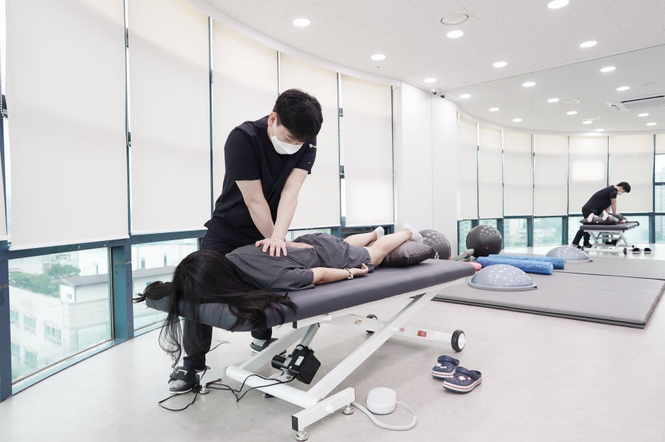 예스재활의학과의원 이미지