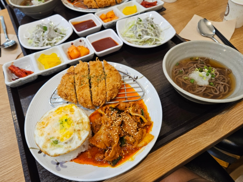 아람돈까스 이미지
