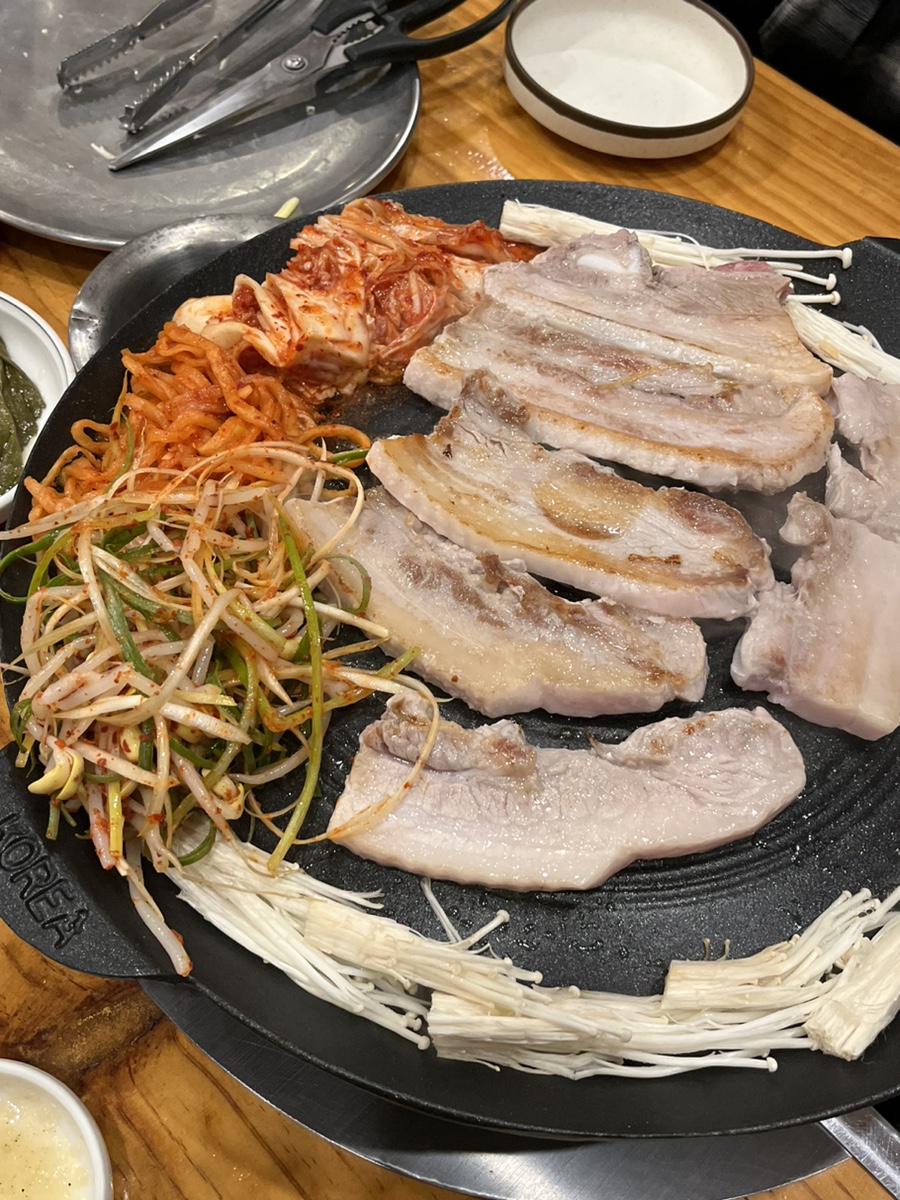 돈대감솥뚜껑삼겹살 이미지