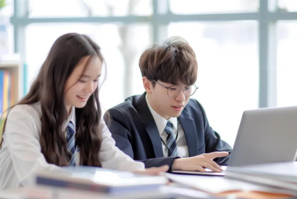 플러스아이티학원 이미지