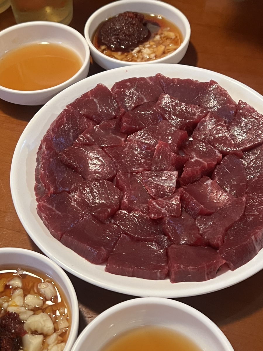 본뭉티기 이미지