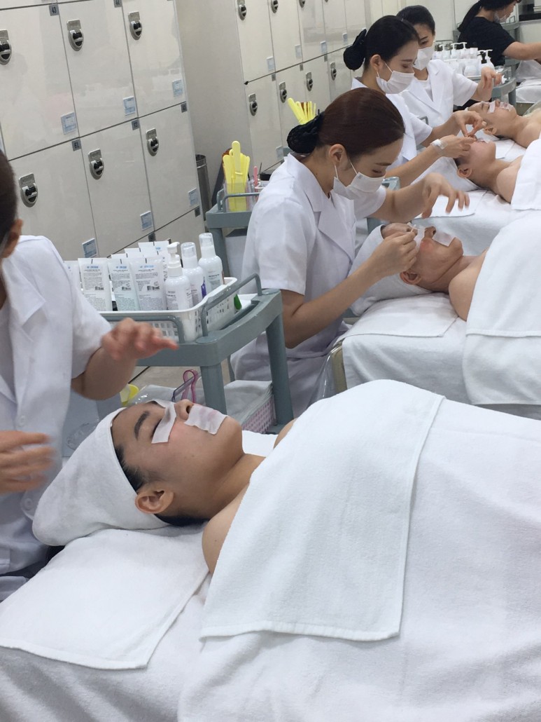 온:피부미용아카데미학원 이미지