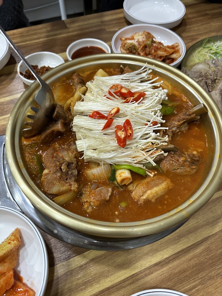 항아리해물칼국수 이미지