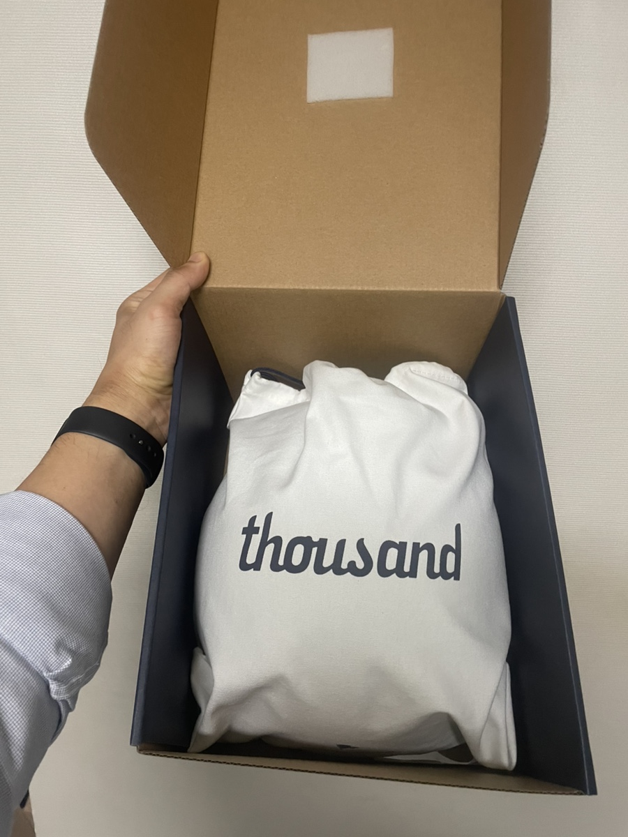 따우전드 헬멧 포장