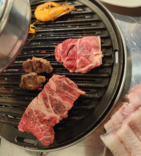 처음본명품민물장어 이미지