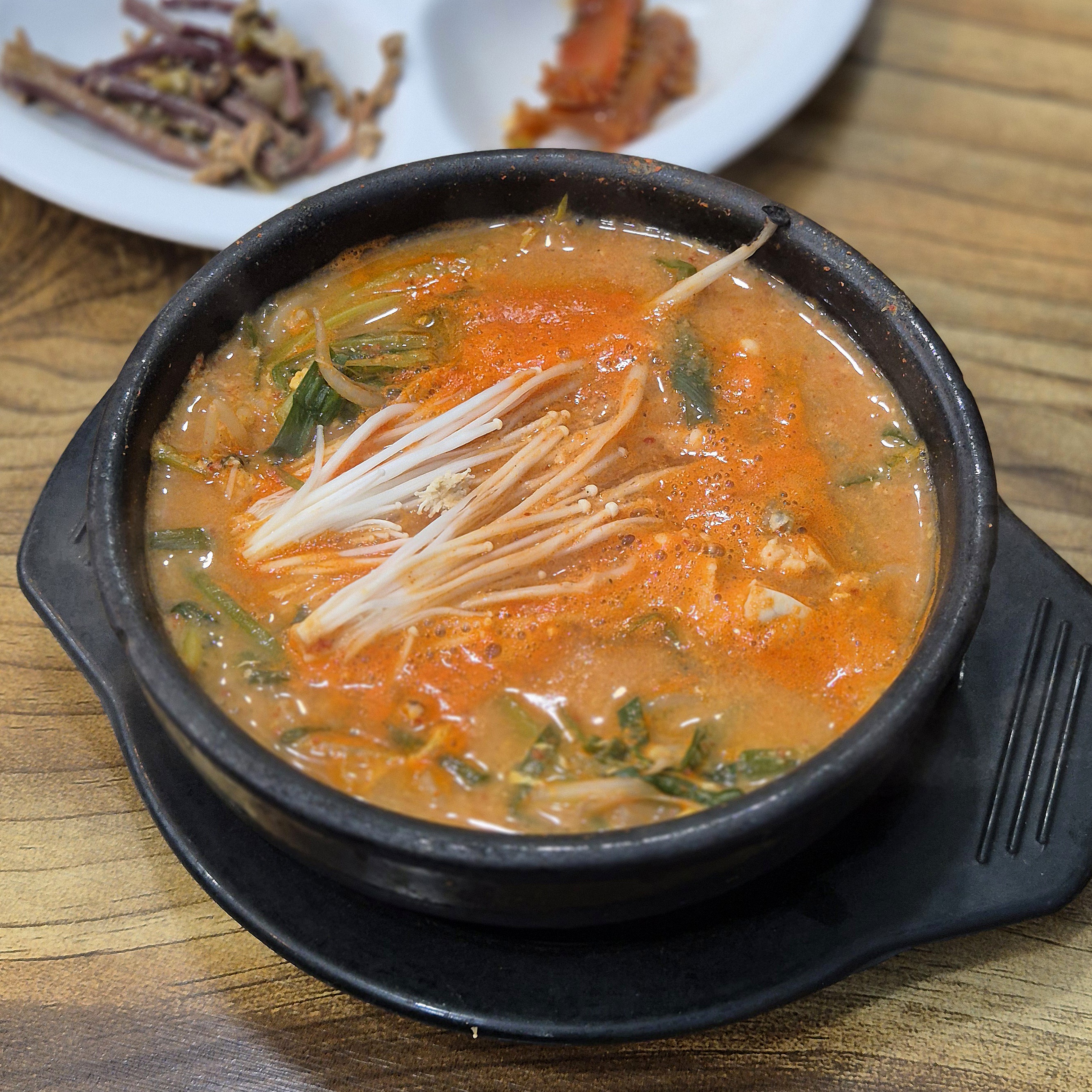 뚝배기섭국 6