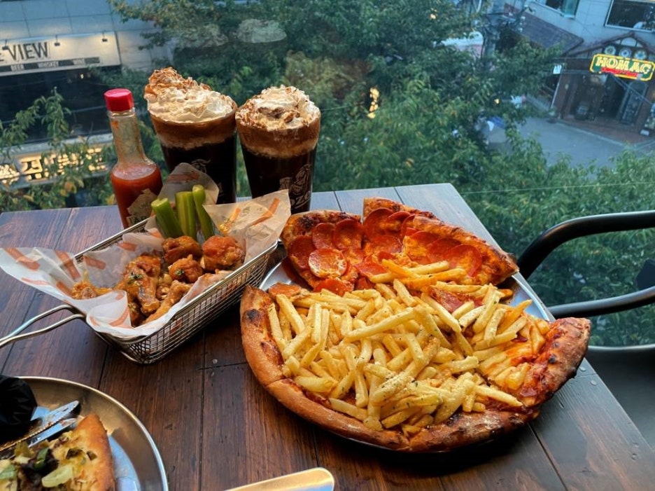 톡톡치킨피자 이미지