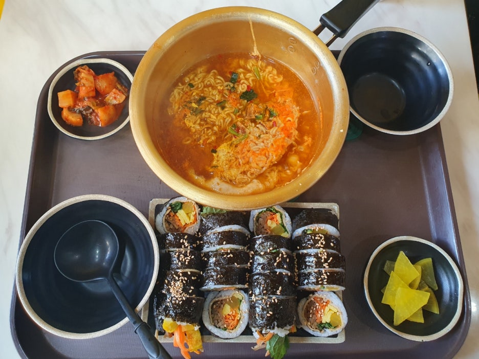 남산김밥 사진 6