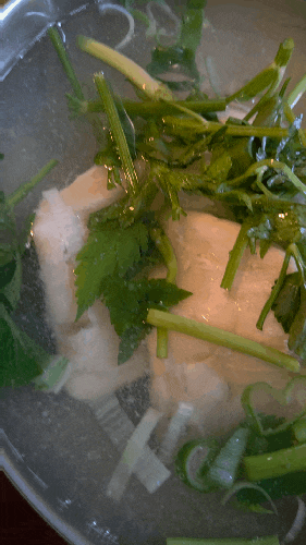 It looks like a clear cod soup that many locals in Korea visit.