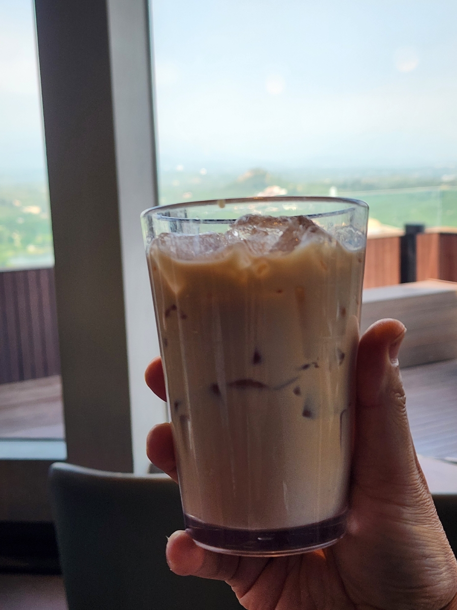 스타벅스 영랑호리조트점 (Starbucks Yeongnangho Resort) 9