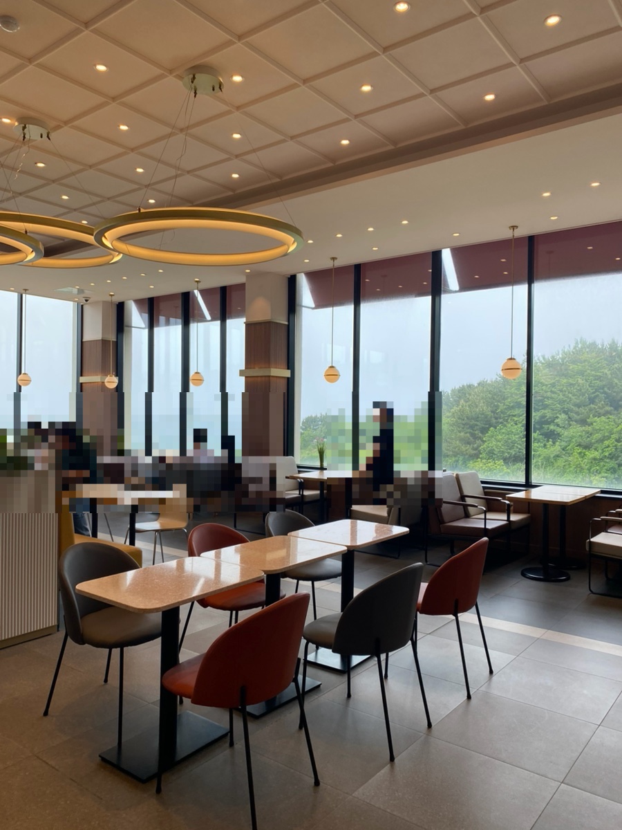 투썸플레이스 속초외옹치점 (A Twosome Place Sokcho Oeongchi) 4
