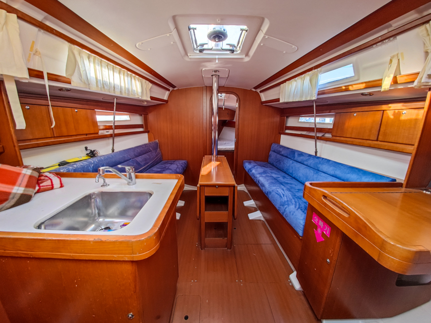 코마린요트 (Komarin Yacht) 8