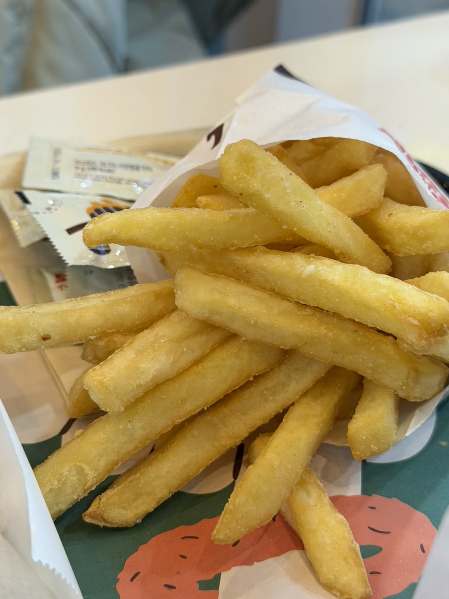 버거킹 속초DT점 (Burger King Sokcho DT Branch) 6