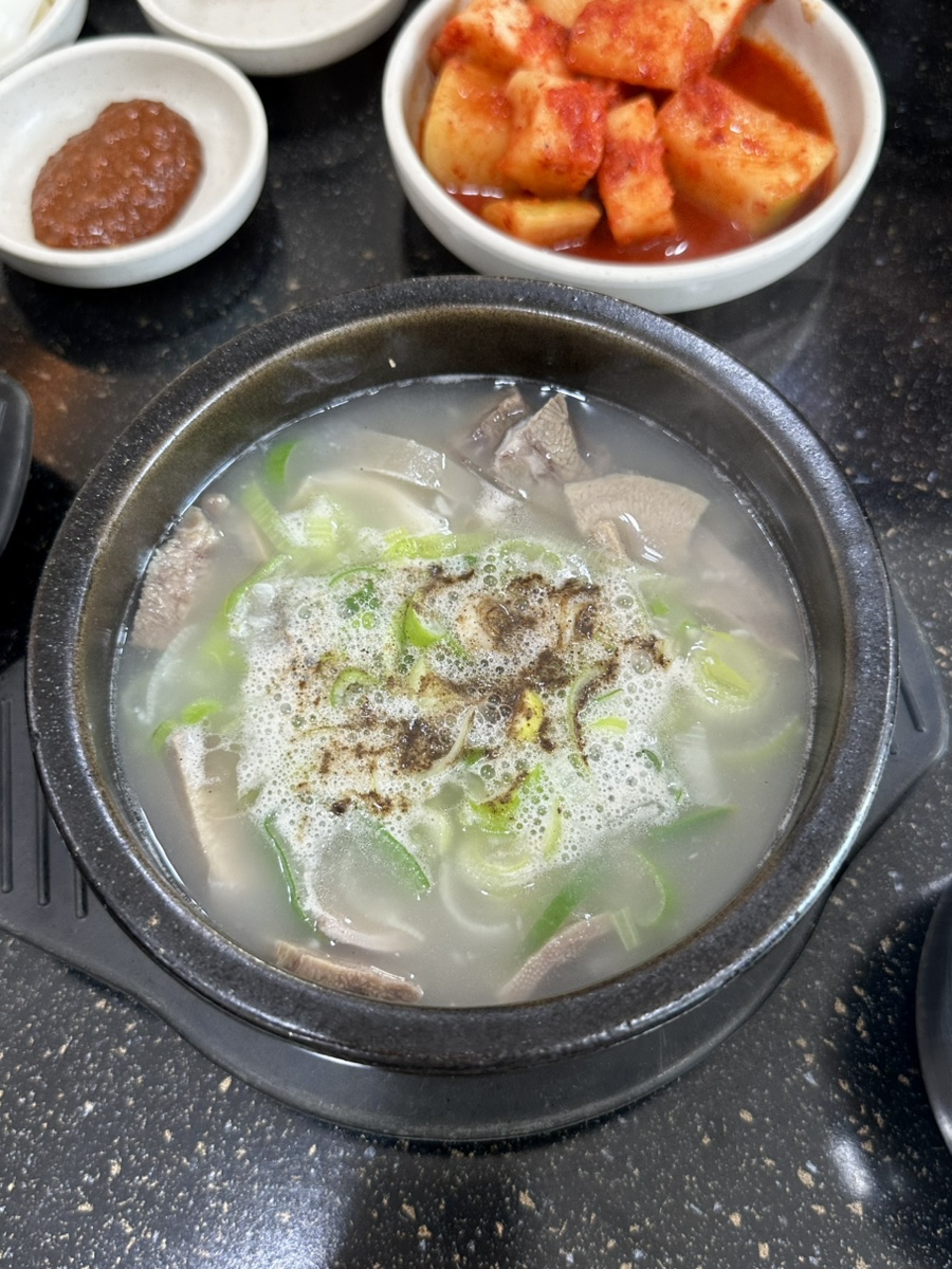 동해순대국집 (Donghae Sundae Gukjip) 9
