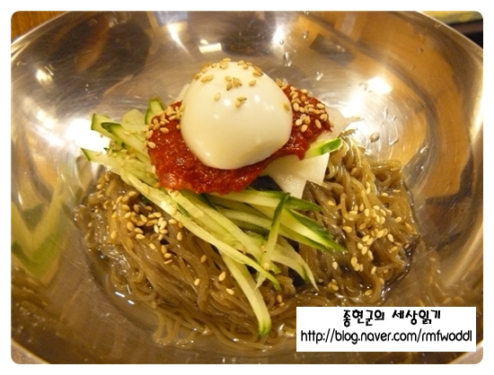 육쌈냉면 이미지
